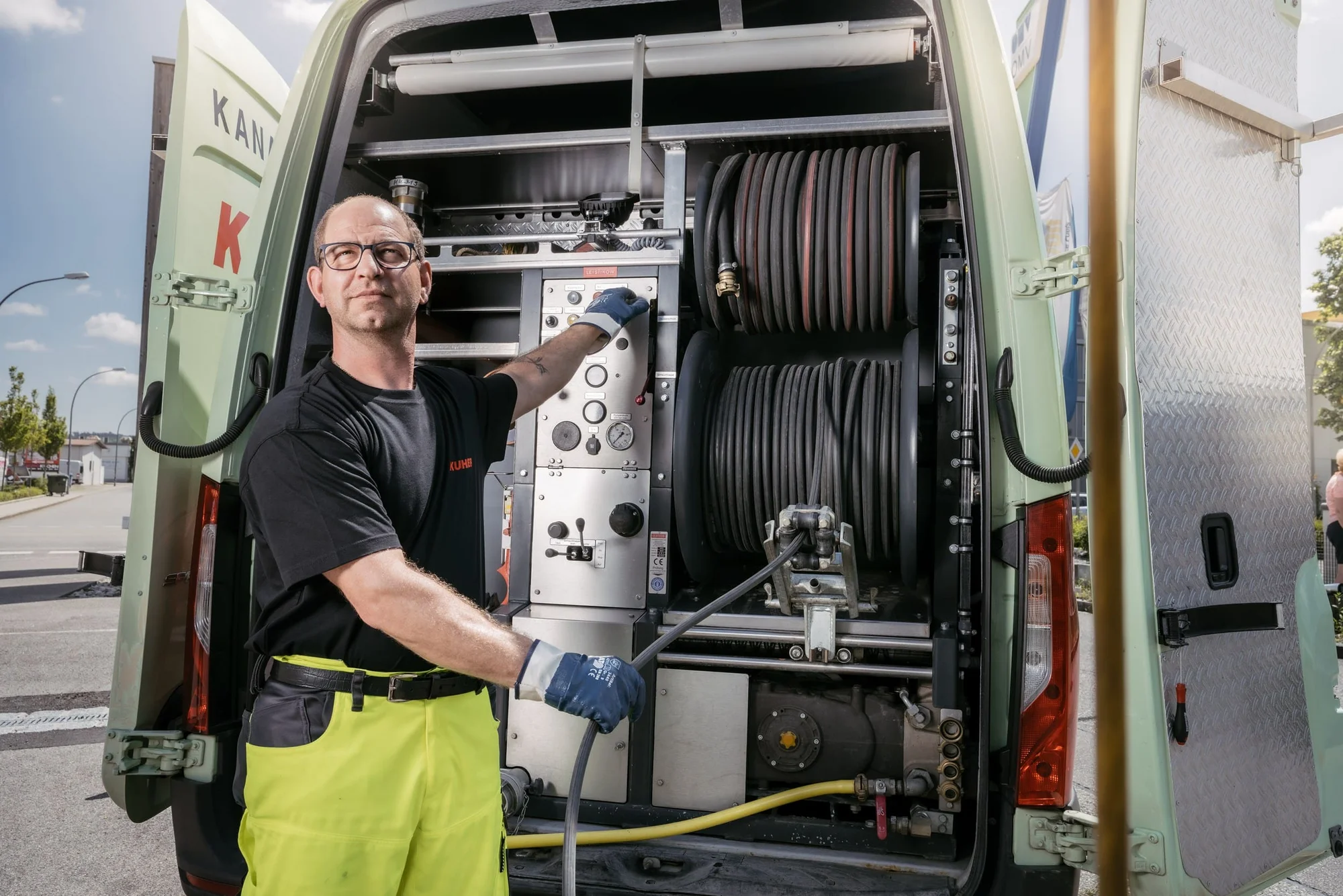 Kanalreinigung Attenhofen mit moderner Technik